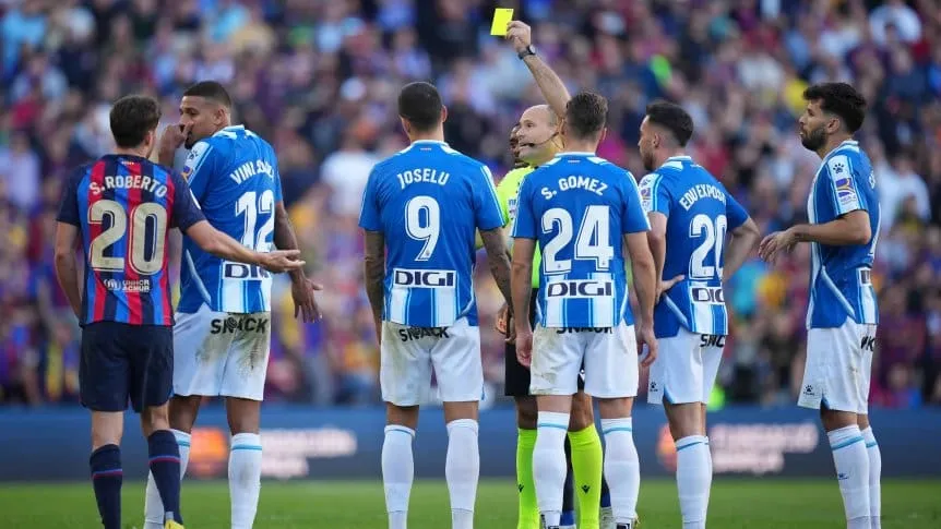 Mateu lahoz barcelona vs espanyol 862x485