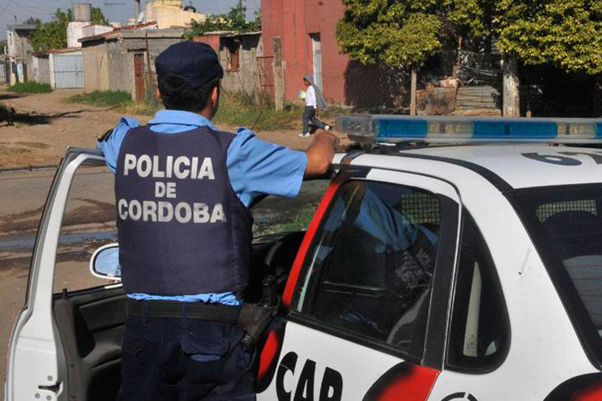 Policia cordoba editada