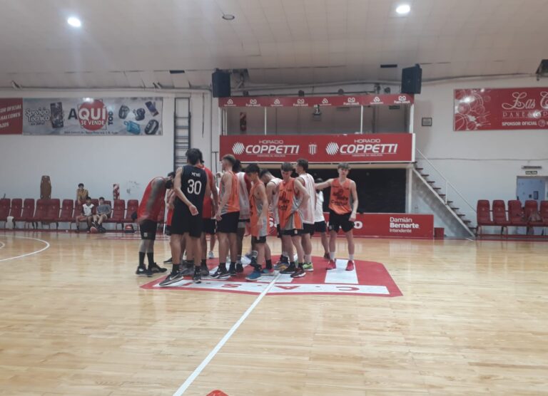 El entrenamiento de Los Halcones en la recta final de fase regular