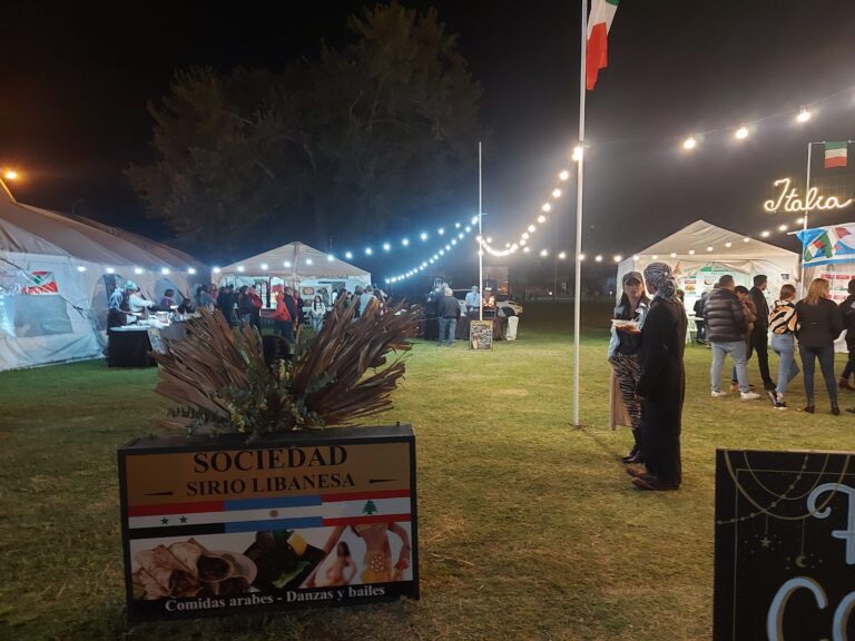 Las colectividades y los sabores del Festival