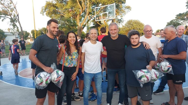Clubes de la Liga Amateur recibieron pelotas de fútbol