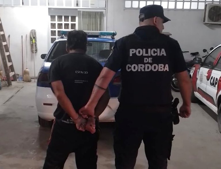 21290 detenido morteros2