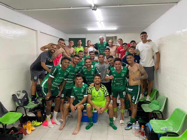 La verde debutó, ganó y goleó