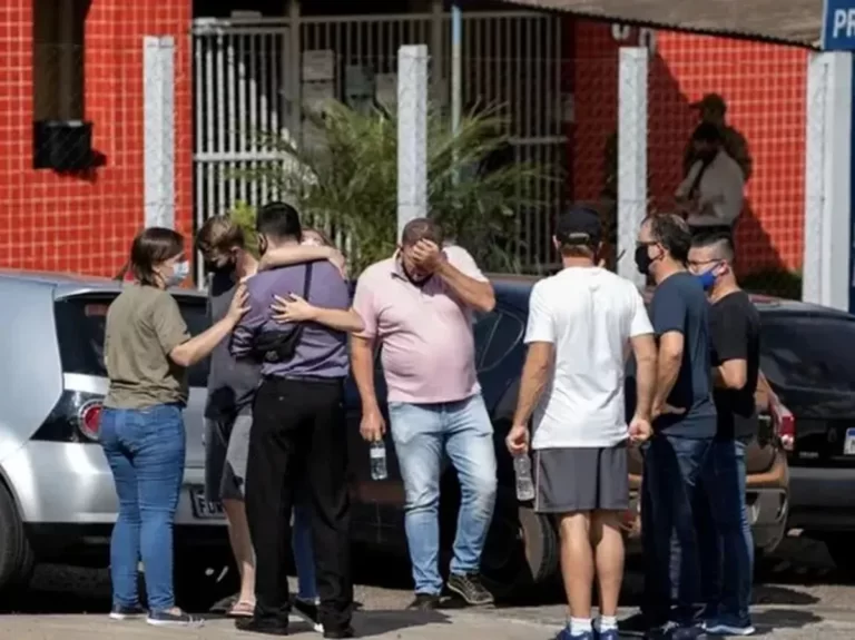 Brasil: un hombre atacó un jardín de infantes y mató a cuatro niños con un hacha