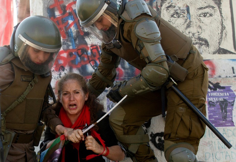 Chile: prisión preventiva para ocho militares por represión durante protestas