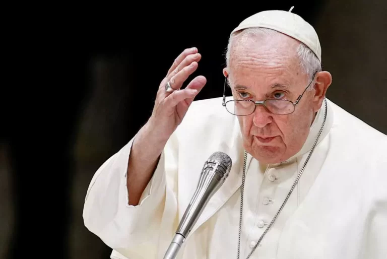 Crisis ambiental: el Papa pidió «modelos económicos nuevos con visión de futuro»