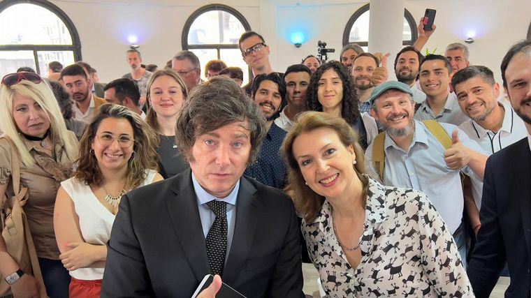Milei sumó a Diana Mondino para liderar a sus candidatos a diputados por CABA