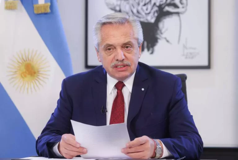Alberto Fernández sobre el crédito del FMI tomado por Macri: «Es un delito»
