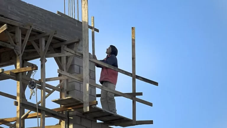 Construcción: el empleo alcanzó el récord de 467.201 puestos registrados