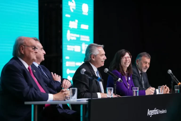 El Presidente le pidió a la ciudadanía que «no se equivoque» con su voto