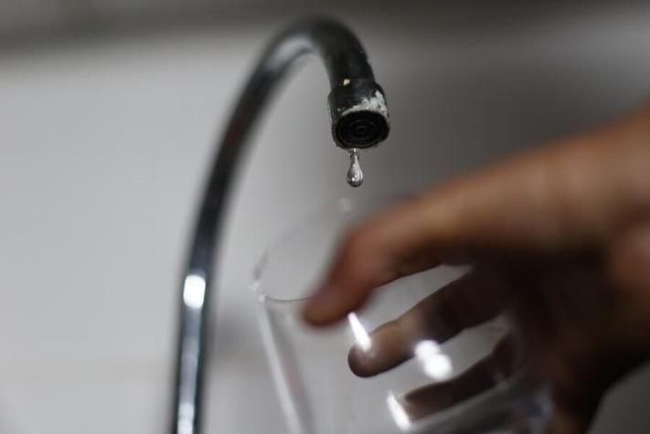 Corte de agua en barrio Cottolengo