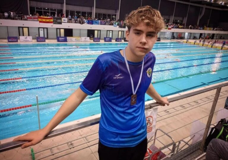 Viotto consiguió el bronce en los Nacionales Juveniles de Natación