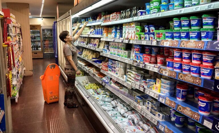  Denuncian diferencias entre precios de góndola y precios de caja en supermercados e hipermercado