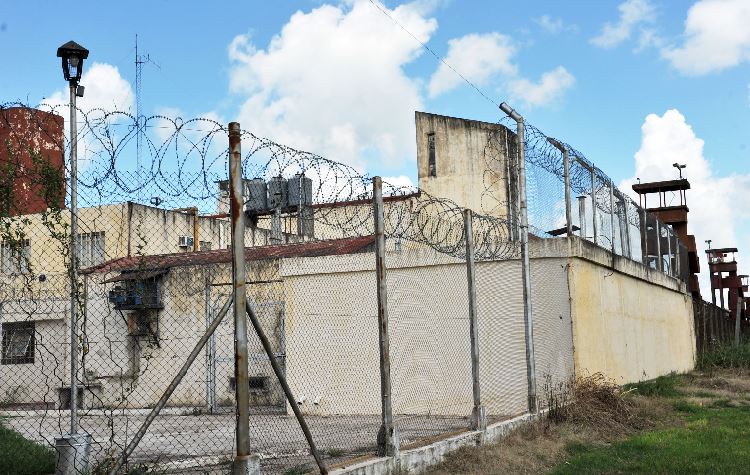 Un recluso se habría quitado la vida en la cárcel local