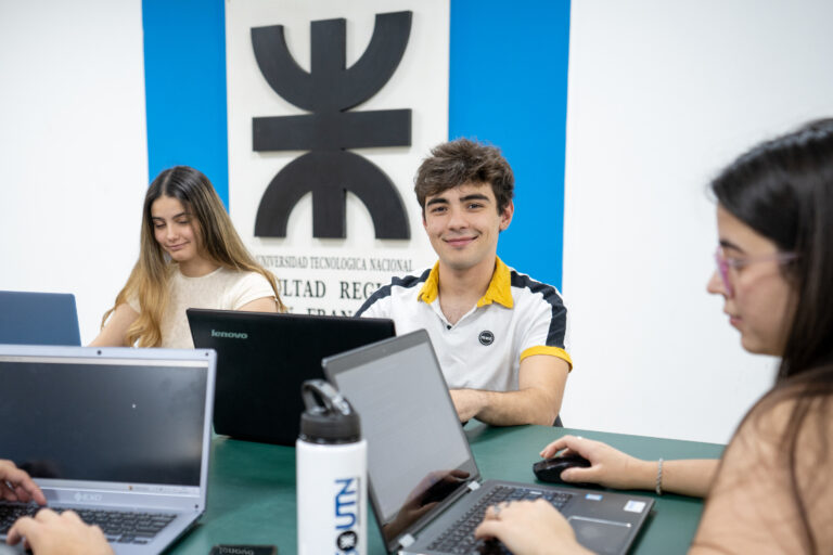 Inscripciones abiertas para el Seminario Nivelatorio de la Tec. en Programación