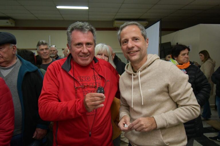 Los barrios Vélez Sársfield y Sarmiento ya cuentan con alarmas comunitarias