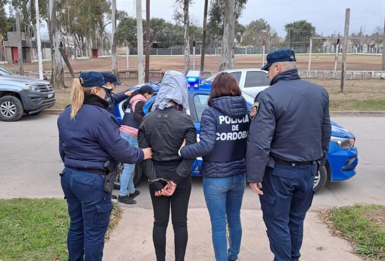 Detuvieron a tres personas en diferentes allanamientos en Frontera y Josefina