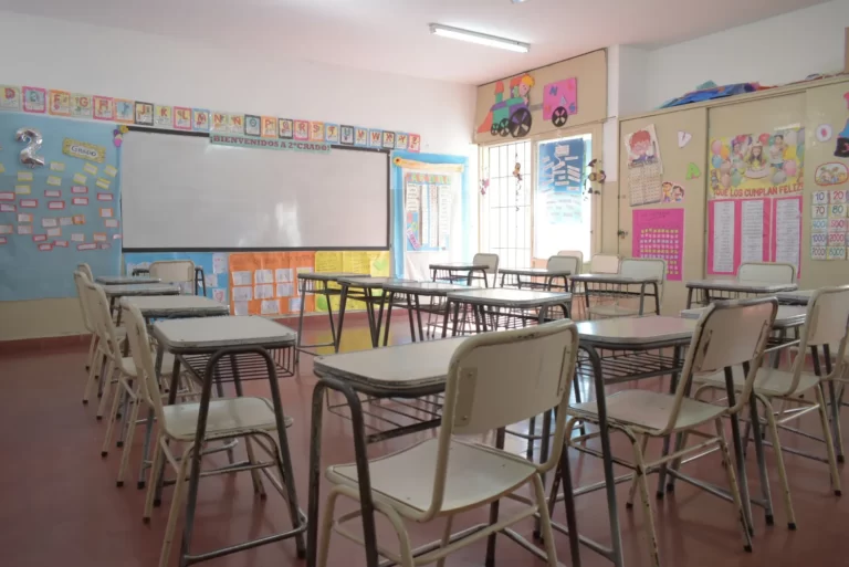 Este lunes está garantizada la actividad escolar en la Capital