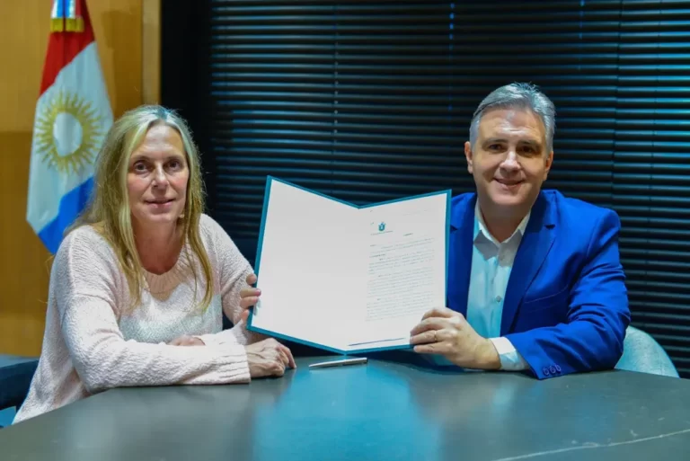 Llaryora reglamentó la ordenanza del narcotest a funcionarios municipales
