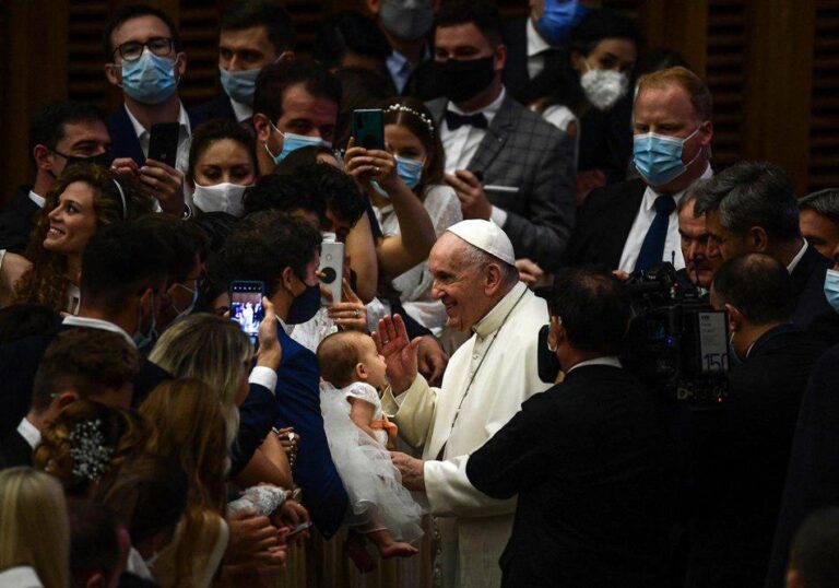 El Papa anunció el nombramiento de 21 nuevos cardenales, entre ellos Ángel Rossi