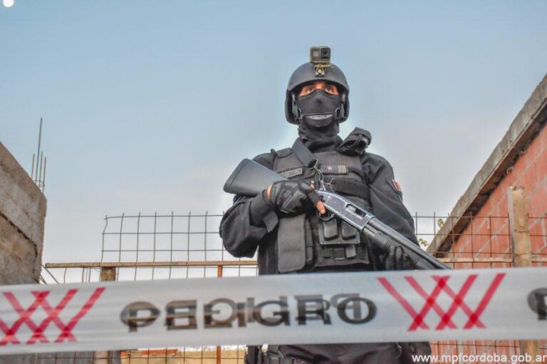 Detuvieron a un hombre que comercializaba drogas en barrio La Milka