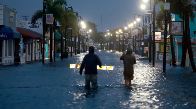 El huracán “Idalia” azotó Florida y avanza hacia Georgia: inundaciones, cortes de energía y evacuaciones