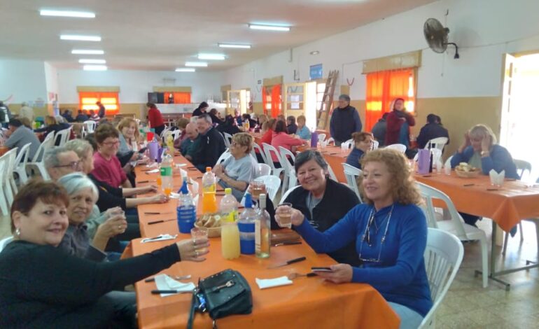  El municipio concretó un viaje a Santa María de Punilla para 160 adultos mayores de la ciudad