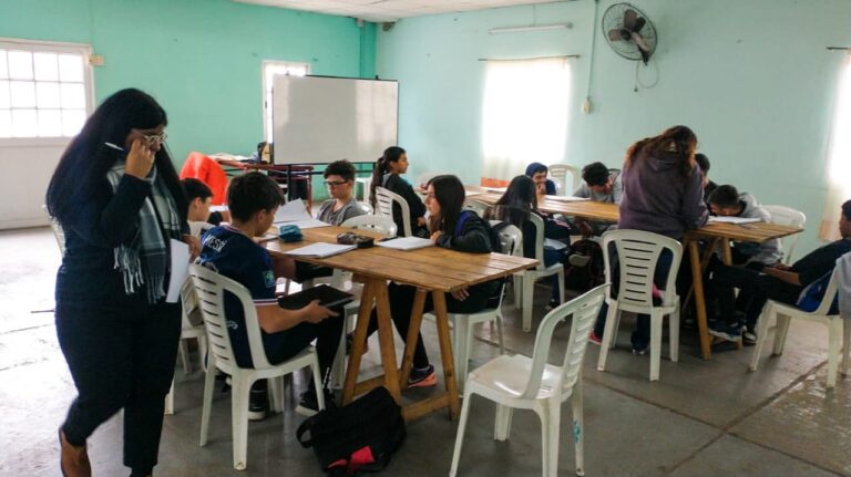 Continúa el programa de fortalecimiento escolar en los barrios