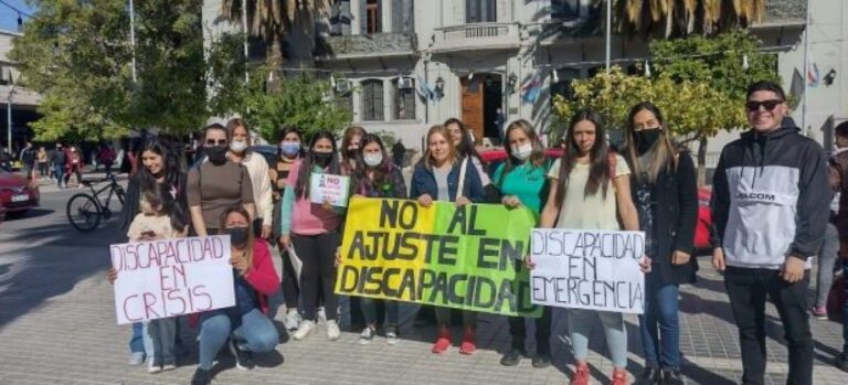 Prestadores de servicios de discapacidad marcharán por pagos atrasados