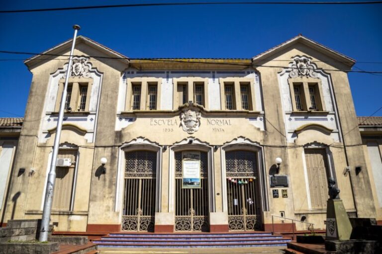 La Escuela Normal de San Francisco formó una Comisión de Género y Diversidad