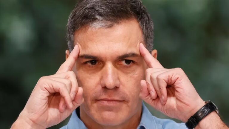 En medio de un clima de tensión extrema, Pedro Sánchez pactó el apoyo catalán a cambio de una amnistía