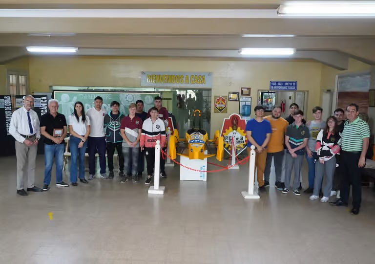 Alumnos del Ipet N° 50 se destacaron en el Desafío Eco YPF