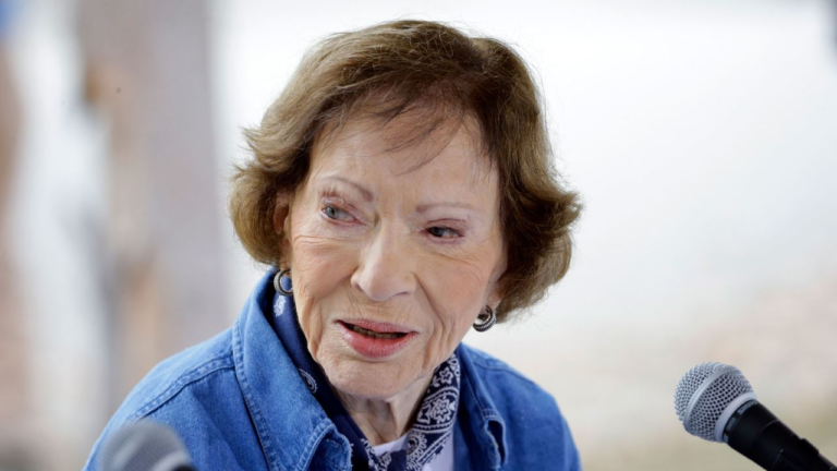 Murió la ex primera dama de EEUU Rosalynn Carter a los 96 años