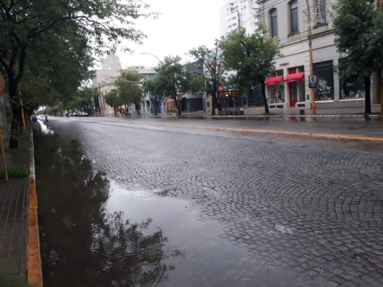 Martes con temperaturas bajas y probabilidad de lluvia