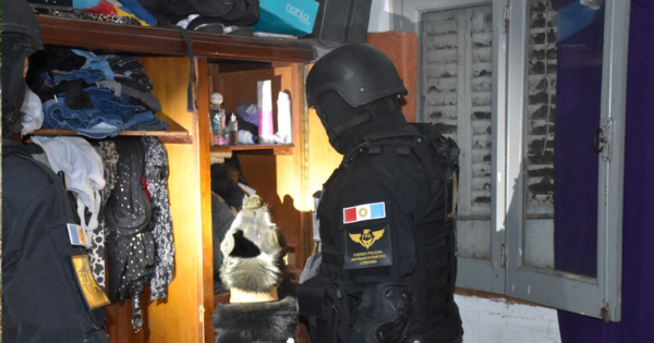 Villa Nueva: Mujeres detenidas por tenencia de cocaina