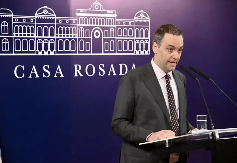 Ajuste: la reducción de subsidios a servicios y transporte regirá desde el 1° de enero