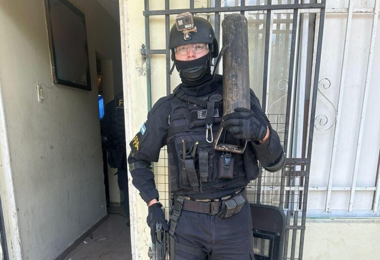 Allanaron el domicilio de la mujer que intentó ingresar drogas en la cárcel