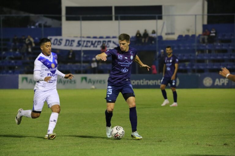 Camisassa vuelve a la Primera Nacional