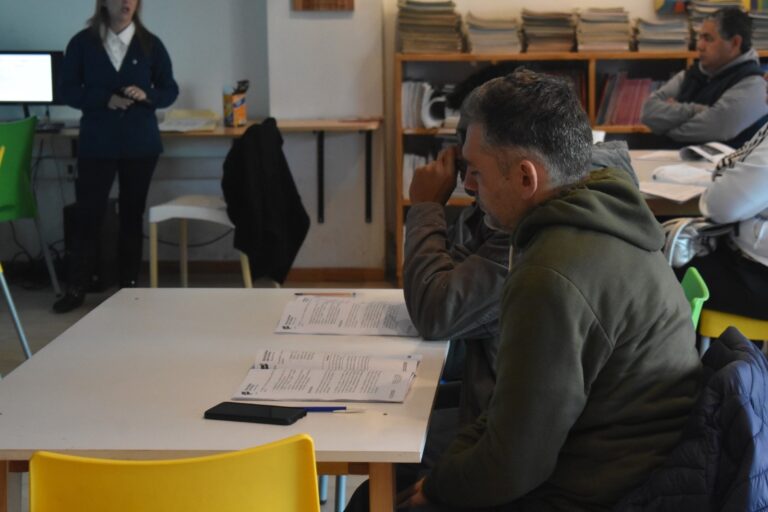 Charla Créditos para emprendedores y Curso Manipulador de Alimentos 2024 en Frontera