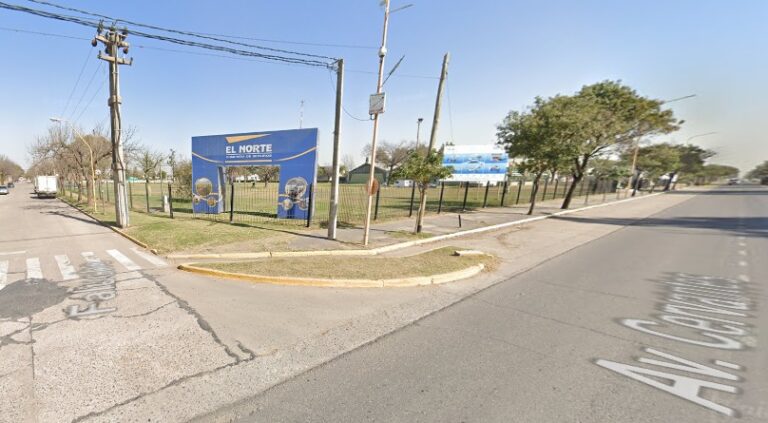 Murió una adolescente de 16 años tras el choque de una moto y un camión