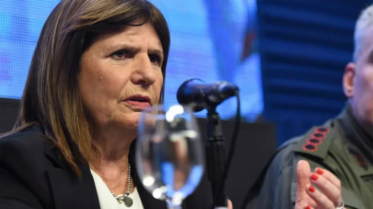 Bullrich habilitó la línea 134 para denunciar «amenazas o extorsión» por el paro general de la CGT