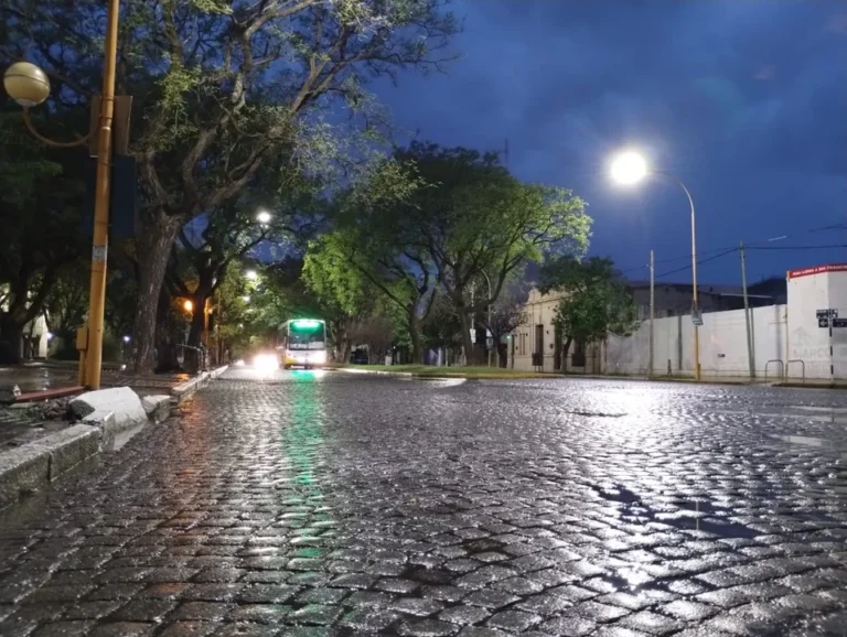 Viernes lluvioso y con tormentas: ¿Cómo sigue el fin de semana?