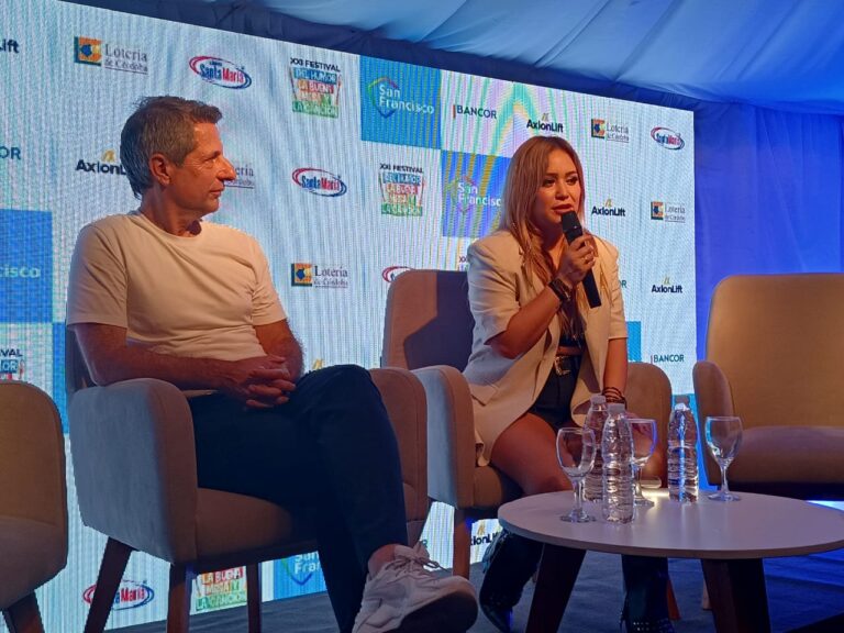 Karina ‘La princesita’ pasó por el festival de la Buena Mesa: «Me gusta que pidan canciones»