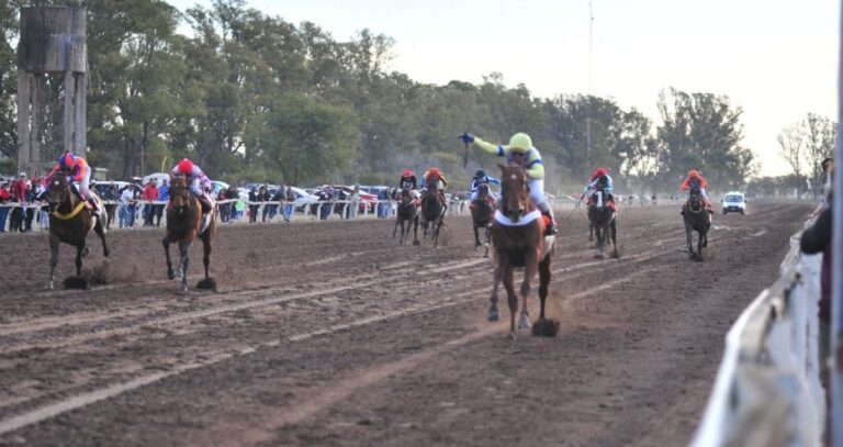 El Hipódromo San Francisco se prepara para vivir la tradicional “Carrera del Año”