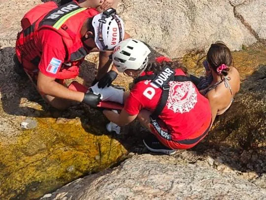 Una turista de 56 años sufrió serias fracturas, tras sufrir una caída en Villa Benegas