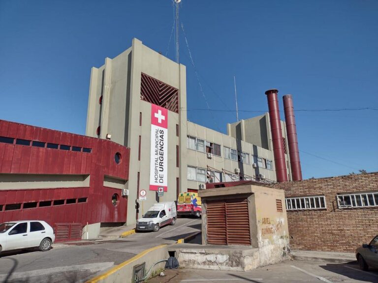 Murió el policía baleado tras robar un vehículo en barrio Nuevo Poeta Lugones