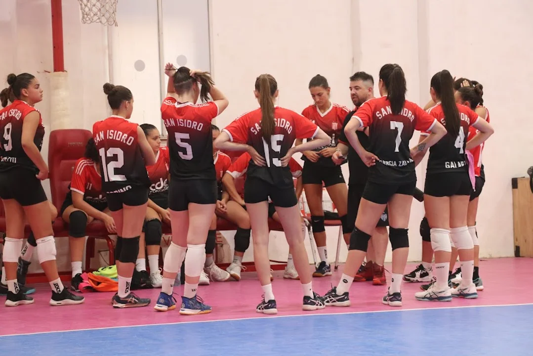 Voley