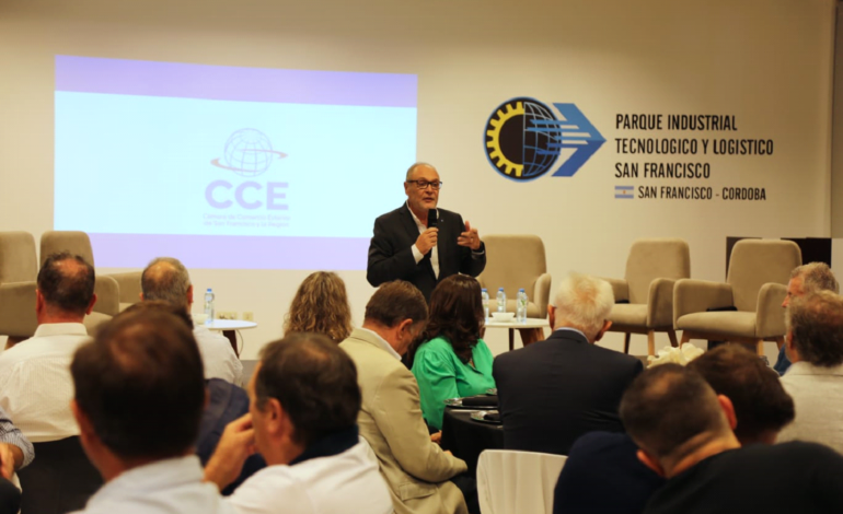  La Cámara de Comercio Exterior de San Francisco y la Región organizó una exitosa Cena Debate