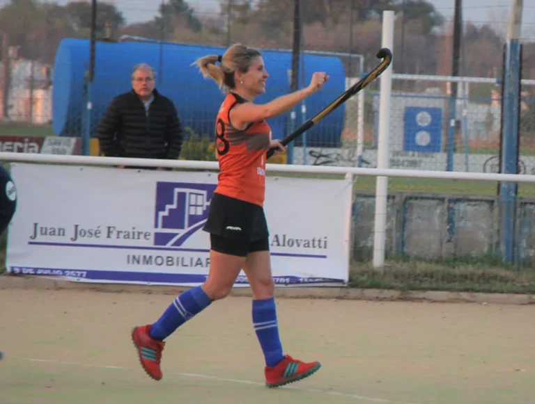 Cecilia Taranto, comprometida dentro y fuera de la cancha