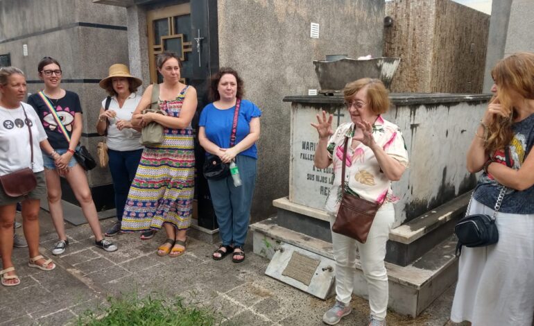  Paseo Cultural “A la par” – Mujeres que hicieron historia
